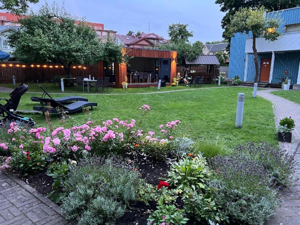 Villa Meri Apartments Pärnu Esterno foto