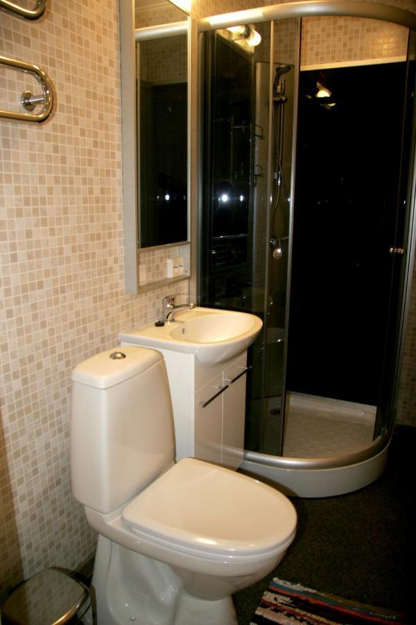 Villa Meri Apartments Pärnu Esterno foto